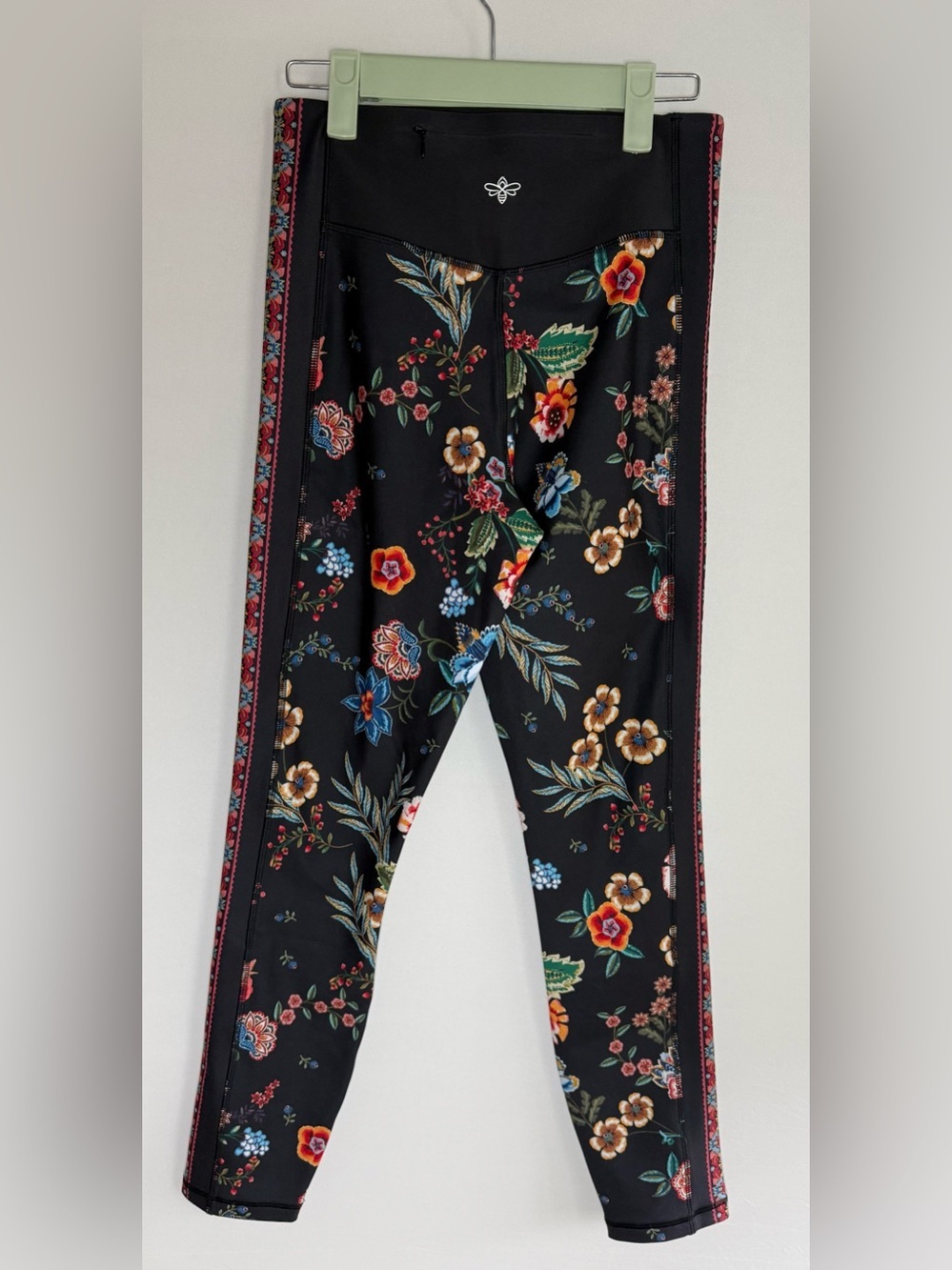 Johnny Was Bee Active Ardell High Waist Sculpting Leggings • NWT • Women’s small - Picture 3 of 8